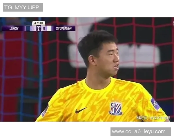 申花八次射门无果与蔚山战平阿苏埃错失单刀争议判罚引热议