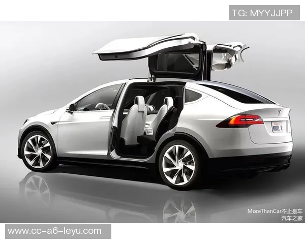 卢卡为队友Pedal送上全轮驱动S系列双电机车最高时速可达36英里