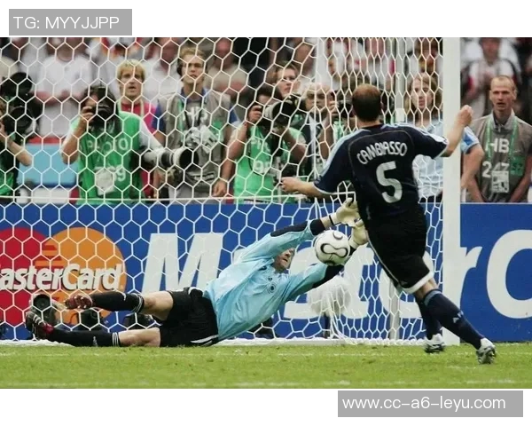 土耳其国家队门将厄泽尔擅自离营森格泽尔紧急补招入队