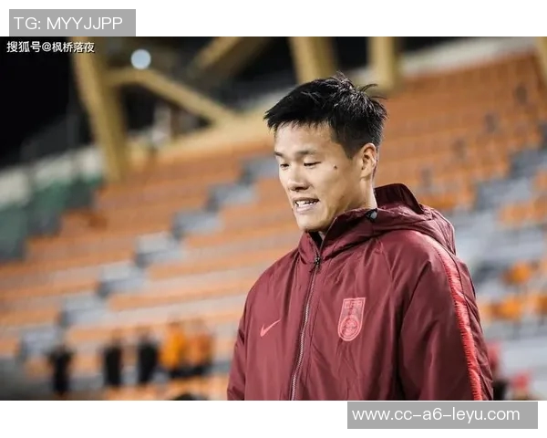 荷甲乌得勒支签下西汉姆18岁后卫阿迪埃莱为期四年合同 荷甲乌得勒支签下西汉姆18岁后卫阿迪埃莱为期四年合同