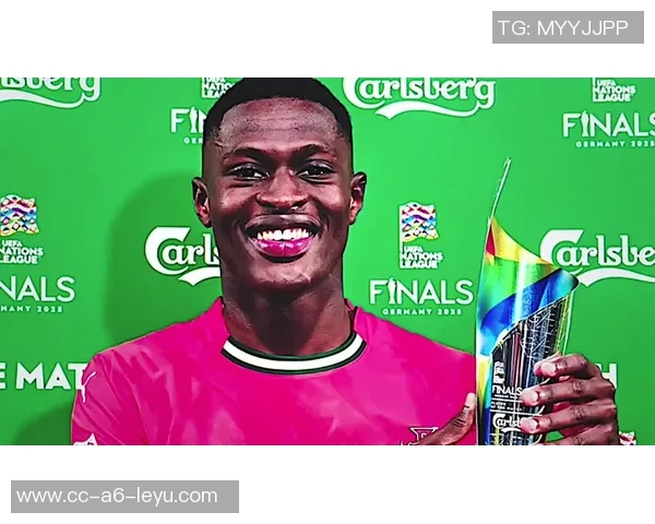 努诺门德斯谈世界最佳边后卫称号不愿自夸谦逊态度引人关注